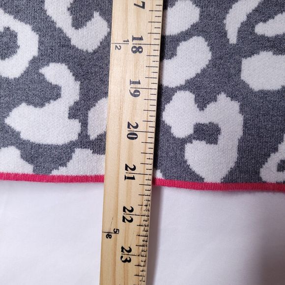 Anthropologie Sweater Womens XXS Grey White Cheetah Print Knit - Picture 6 of 10
